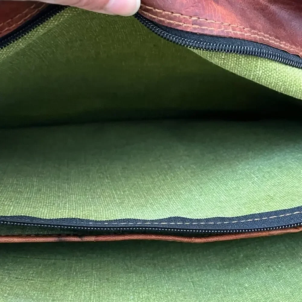 Vintage Cuero DHK Leather 17